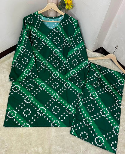Women’s Green Printed 2-Piece Co-Ord Set – Elegant Casual Wear
